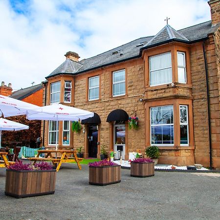 Pine Lodge Hotel & Restaurant 맨스필드 외부 사진